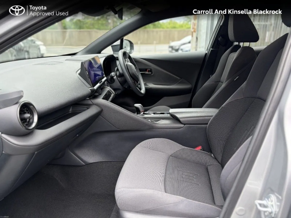Toyota C-HR Hybrid Sport+ - Image 6
