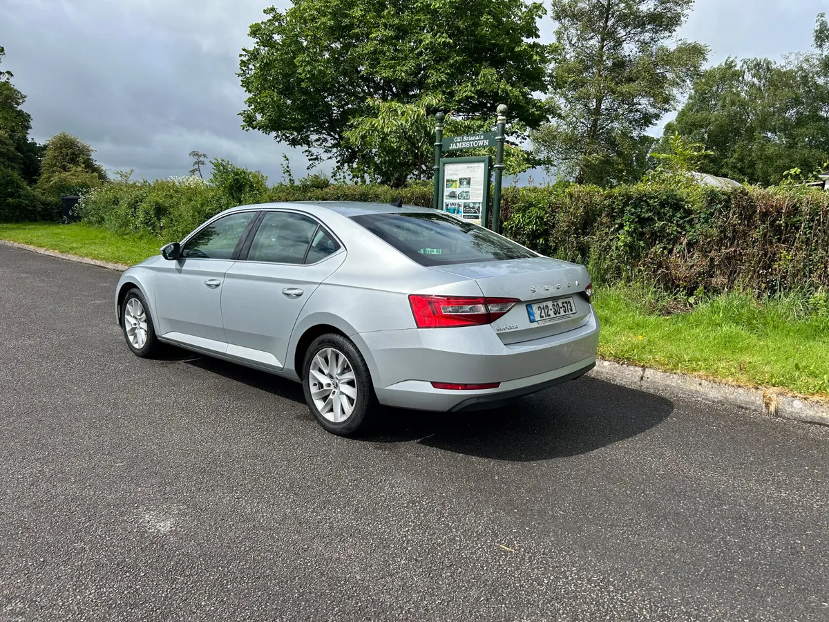 Skoda Superb SE Auto 2ltr TDI 150 bhp - Image 4