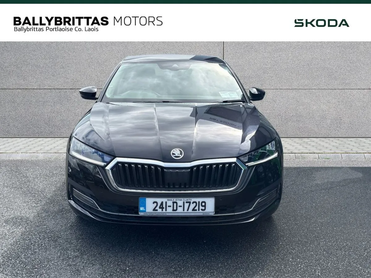 Skoda Octavia  Style 2.0TDI 115HP DSG - Image 3