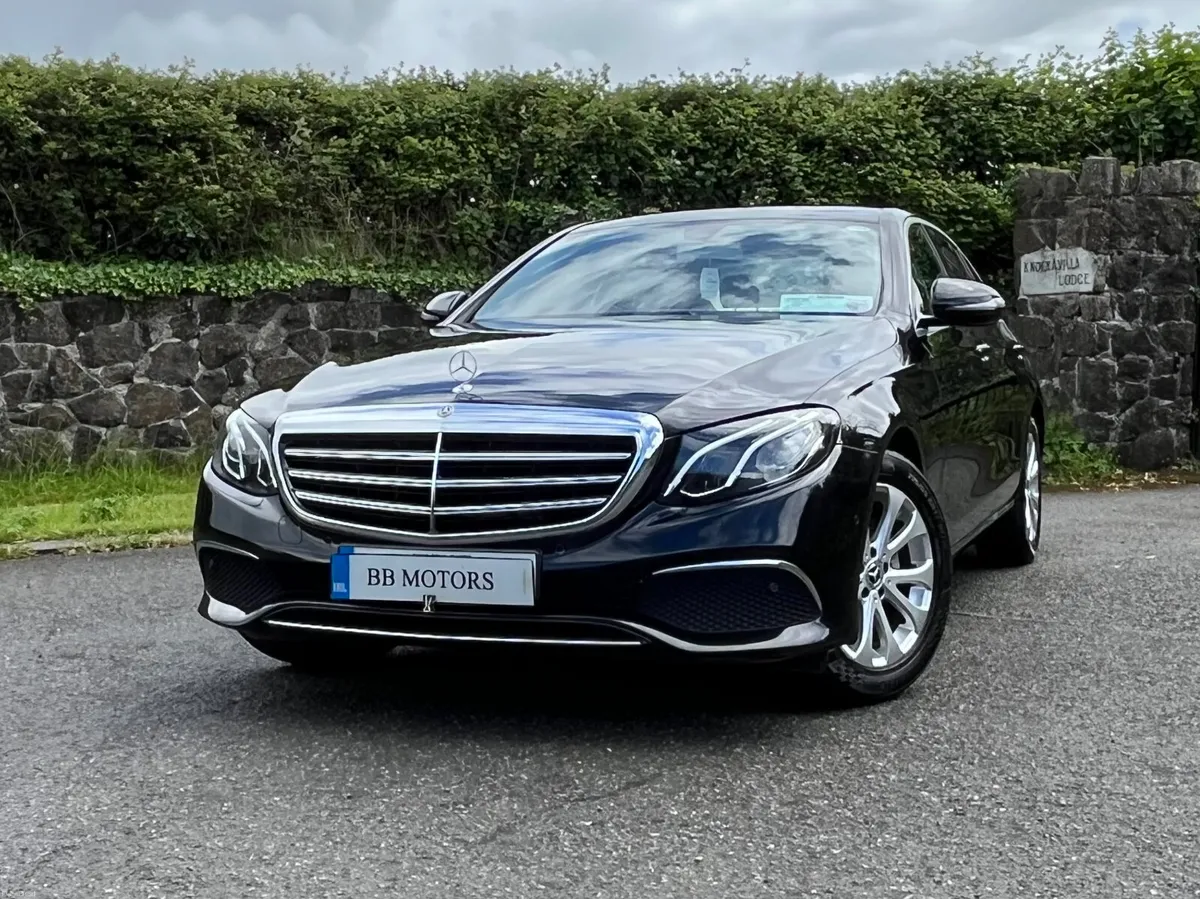 Mercedes-Benz E-Class E 200 D EXCLUSIVE - Image 1