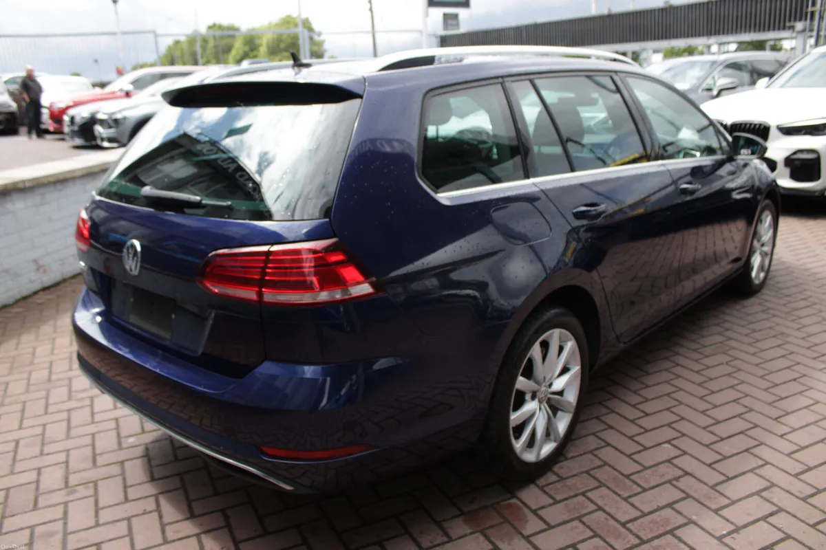 1.2TSI COMFORTLINE PLUS 5DR ESTATE AUTOMATIC // ON - Image 4