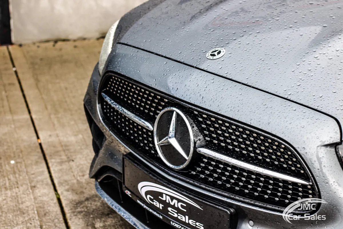2022 MERCEDES BENZ E220D AMG LINE PREMIUM - Image 3