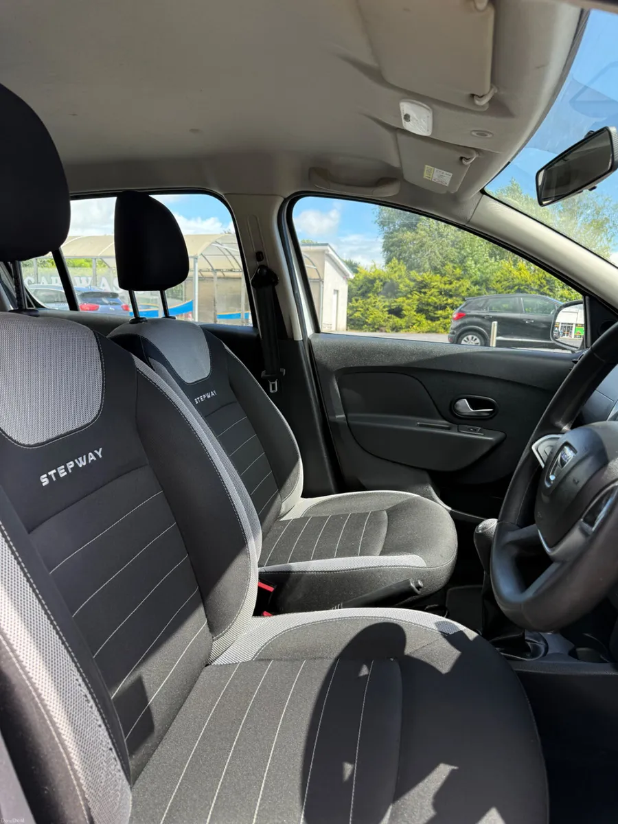 2021 Dacia Sandero Stepway 1.5 Diesel - Image 4
