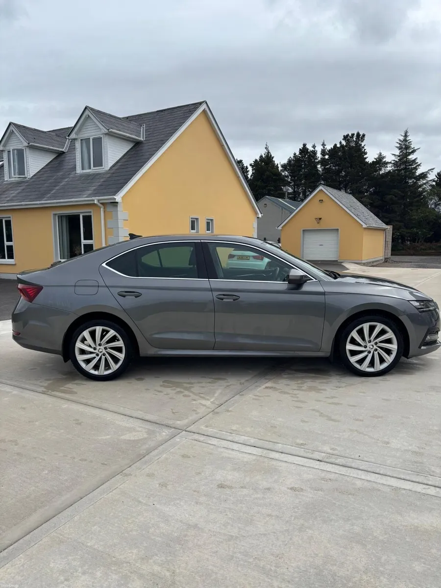 Skoda Octavia 2023 - Image 3