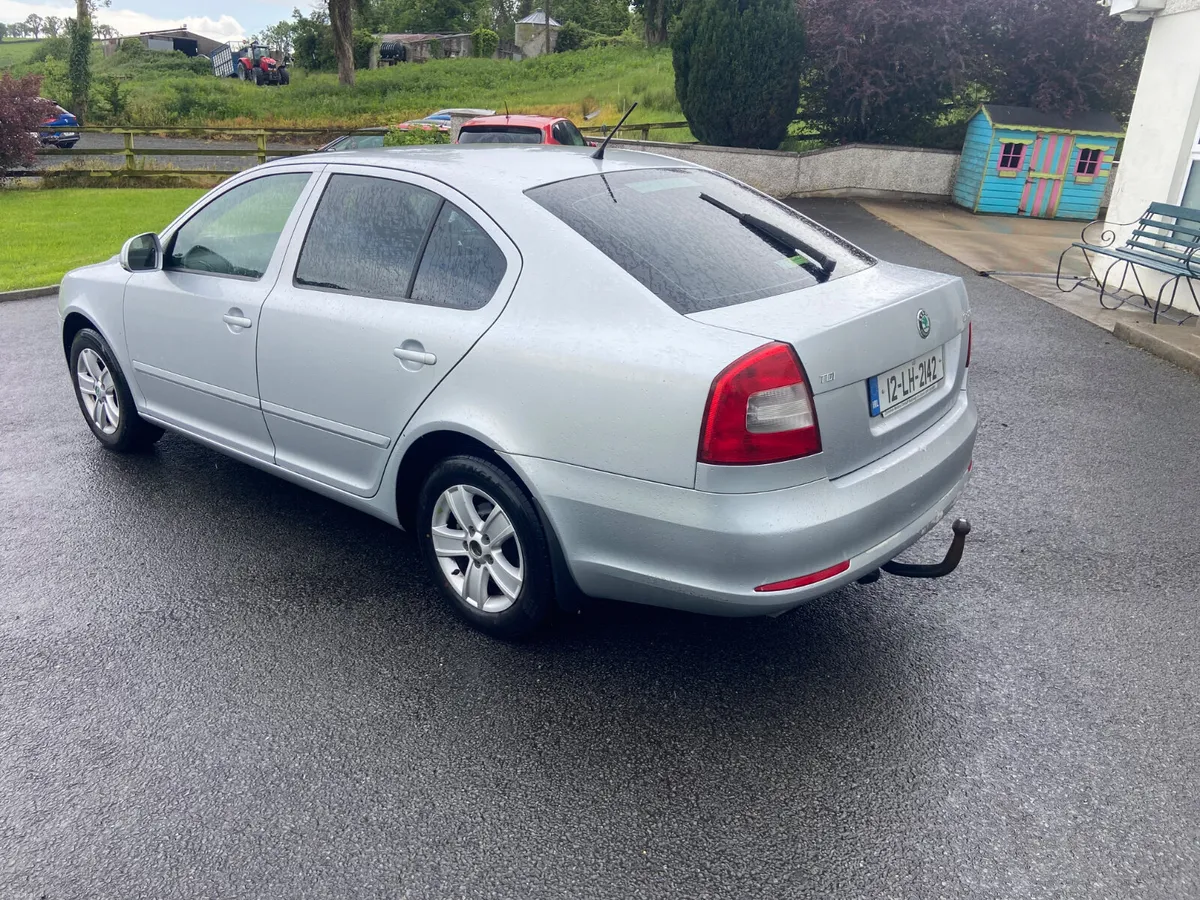 Skoda Octavia 2012 - Image 4