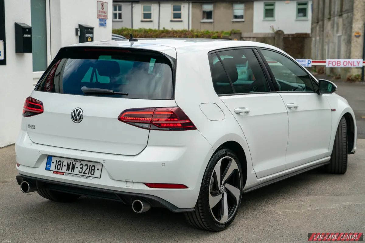 🔥 2018 Volkswagen Golf GTI  7.5 DSG 230 BHP 🔥 - Image 2