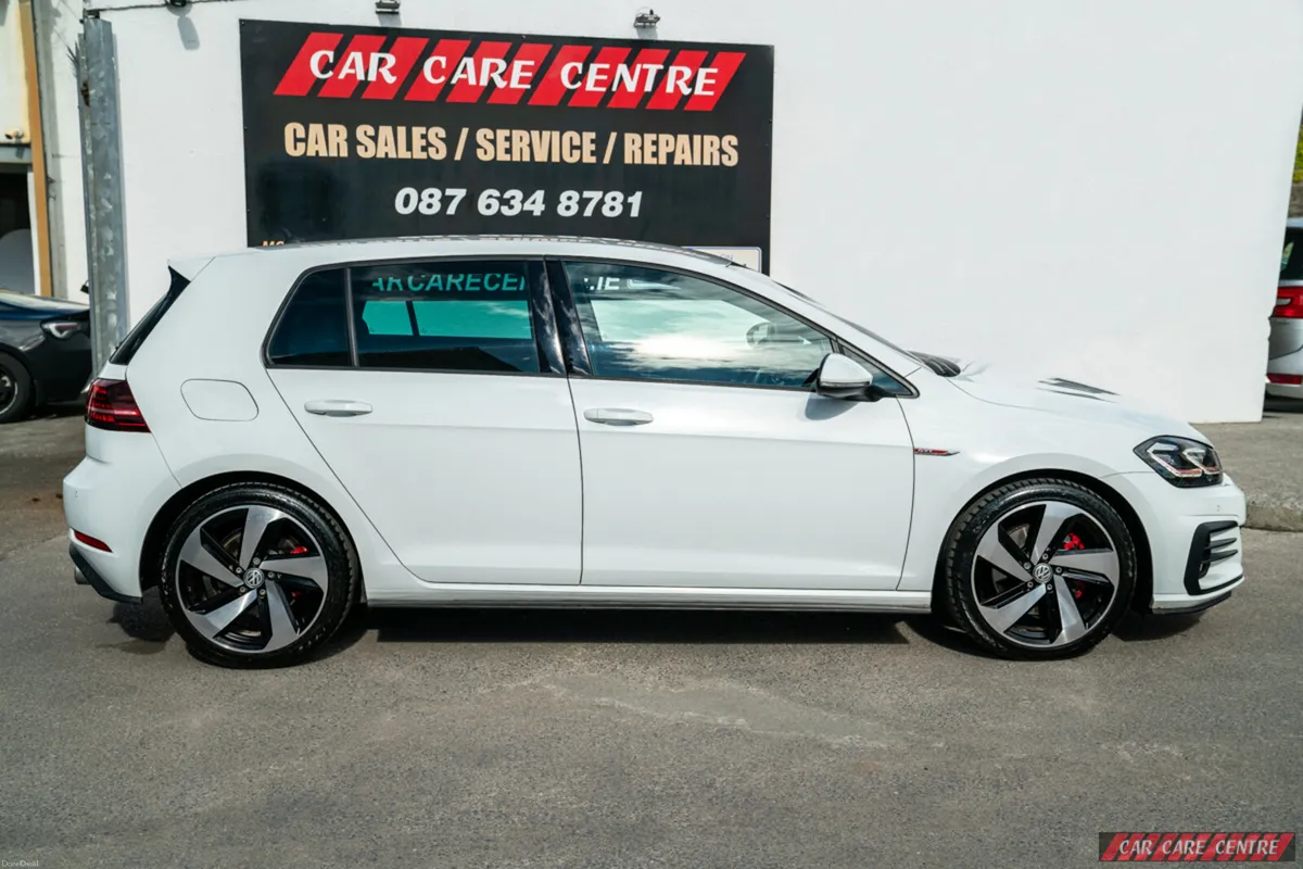 🔥 2018 Volkswagen Golf GTI  7.5 DSG 230 BHP 🔥 - Image 3