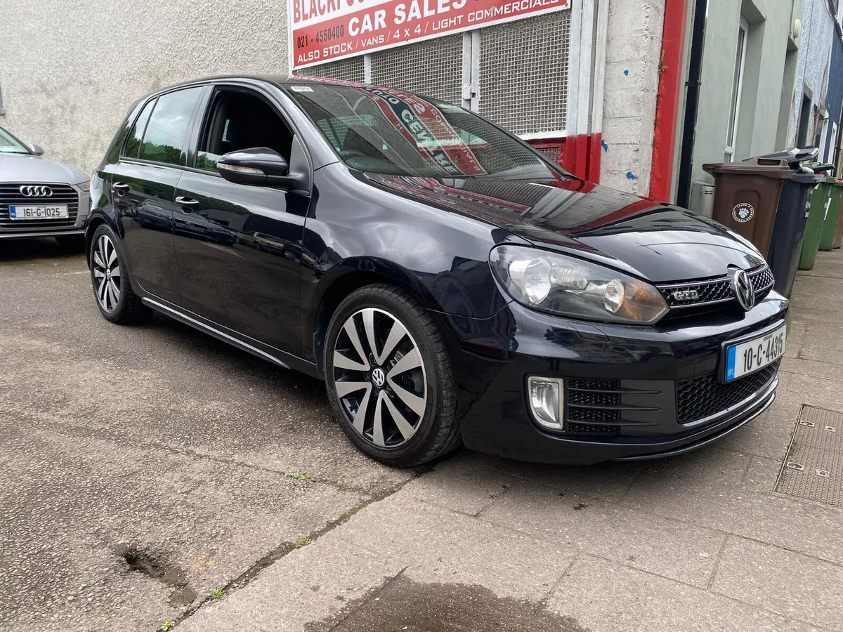 Volkswagen Golf 2010 - Image 3