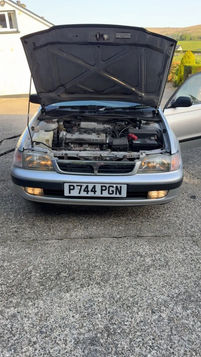 Toyota Carina 1.8 - Image 5