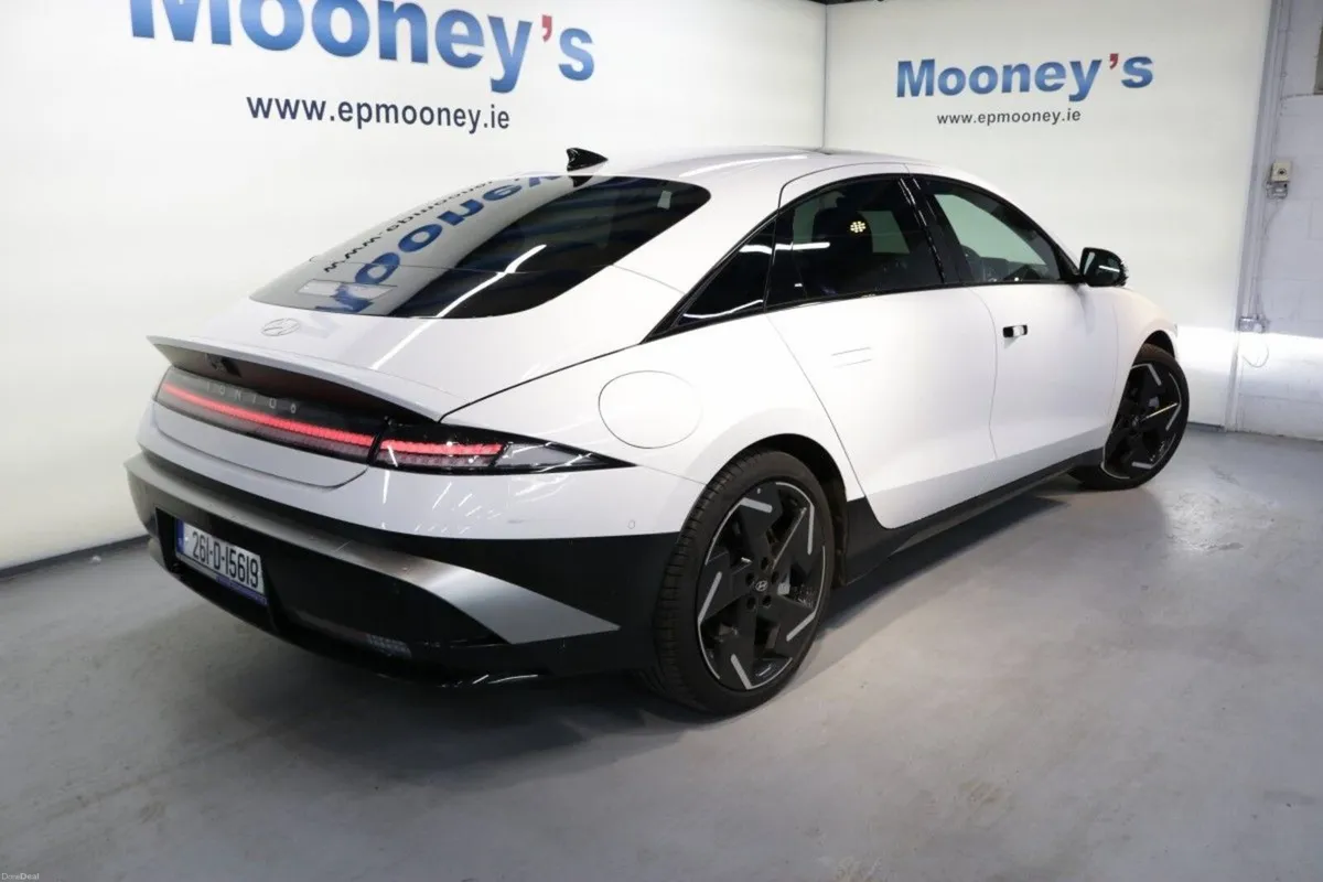 Hyundai IONIQ 6 PLATINUM 84kWH EX DEMO EV - Image 4