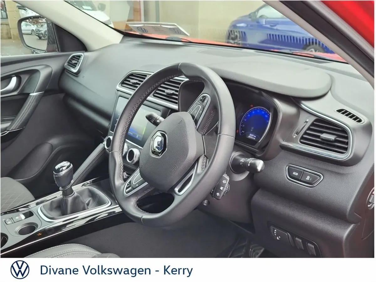 Renault Kadjar ICONIC 1.3 PETROL 140BHP - Image 4