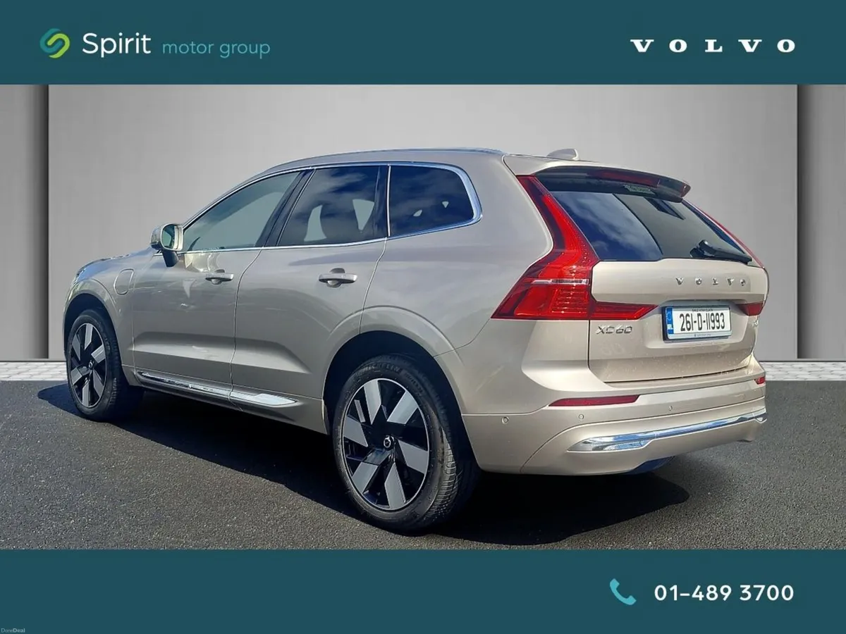 Volvo XC60 T6  Plug In Hybrid, AWD, Plus (Bright T - Image 3