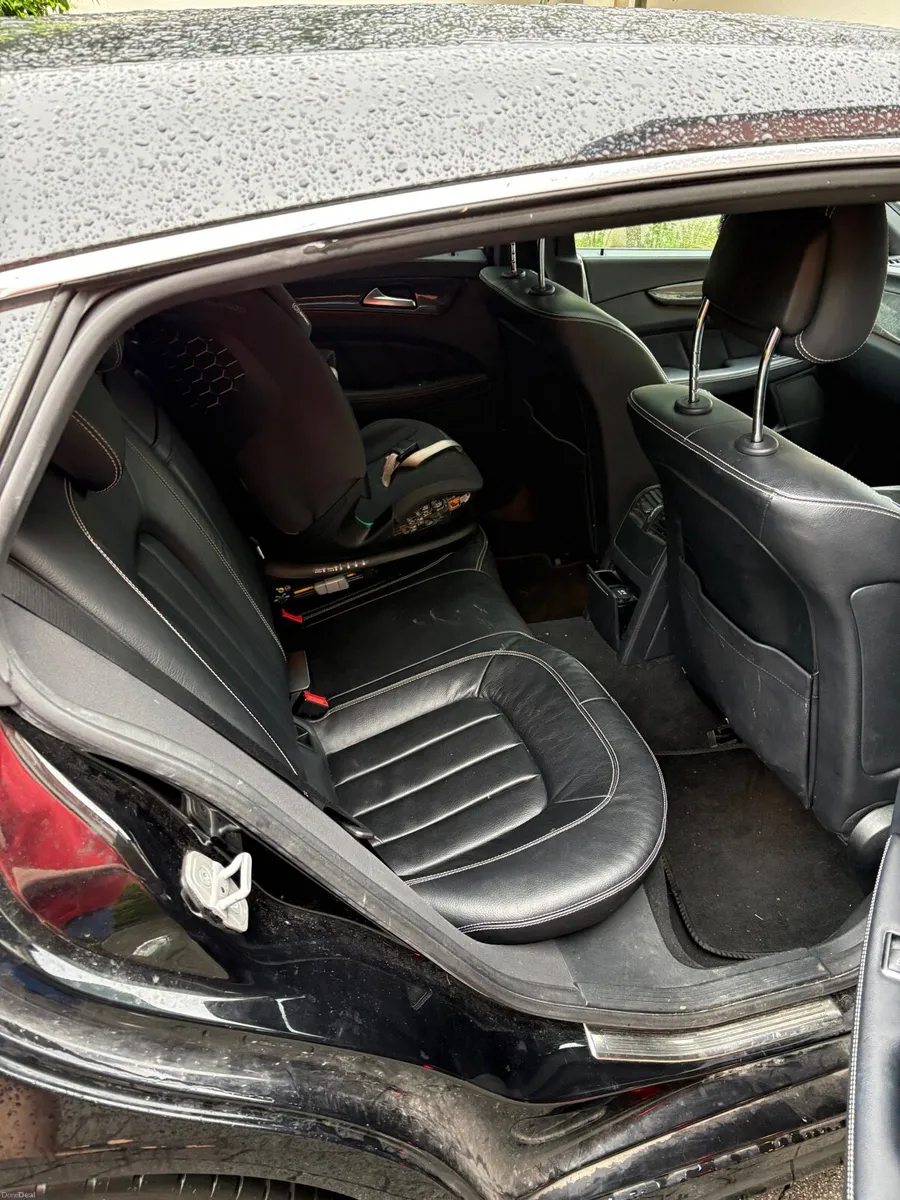171 Mercedes Cls Shooting Brake - Image 2