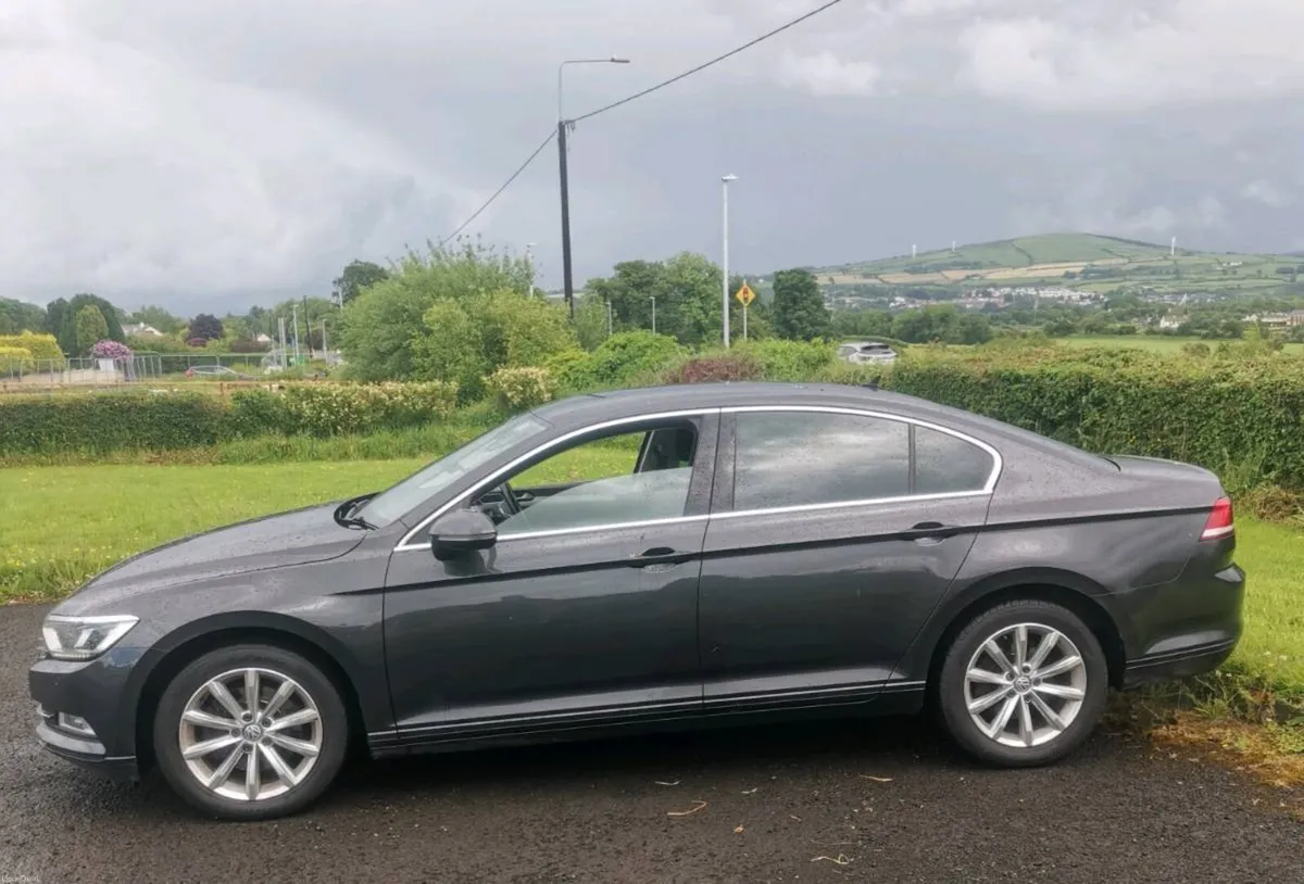 2018 Volkswagon Passat - Image 3