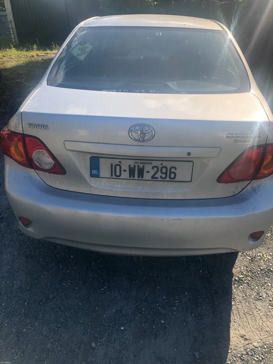 Toyota corolla - Image 2