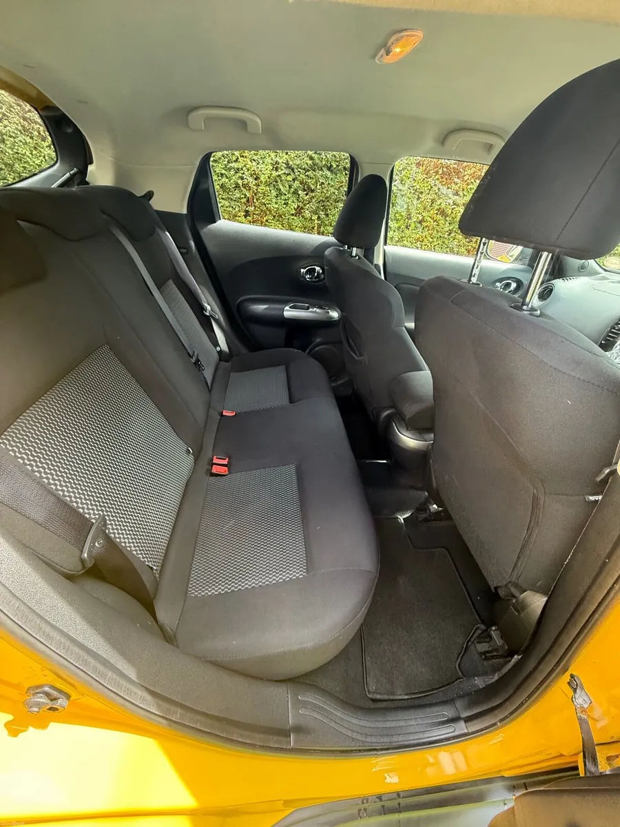 2016 Nissan Juke - Manual - Image 2