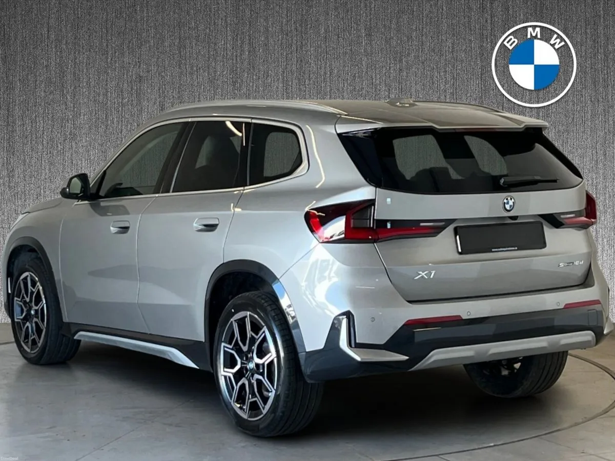 BMW X1 X1 sDrive18d xLine IMMEDIATE DELIVERY - Image 3