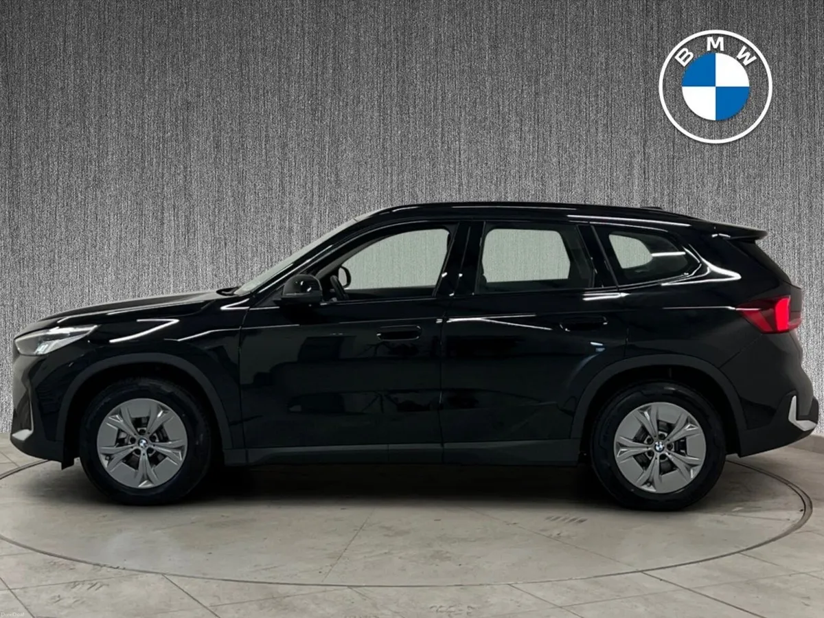 BMW iX1 eDrive20 Sport IMMEDIATE DELIVERY - Image 4
