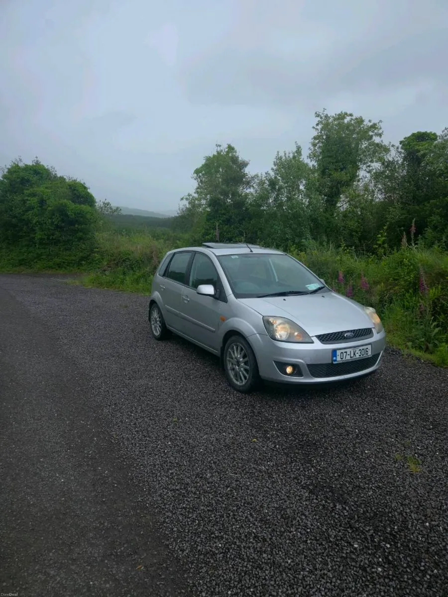 Ford fiesta 1.2 zetec - Image 1