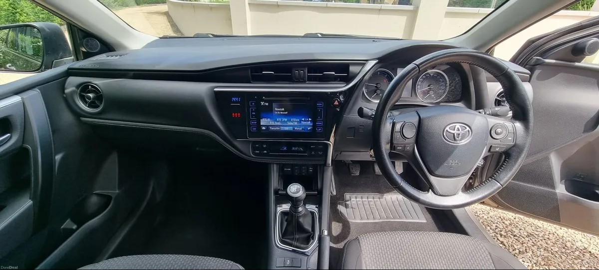 2017 Toyota Corolla  Diesel LOW MILEAGE, NCT 01/27 - Image 3