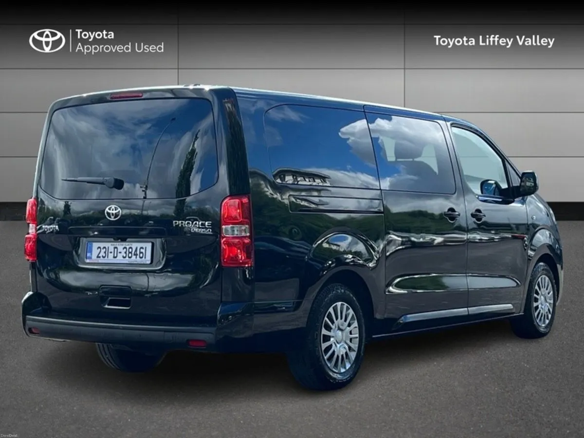 Toyota Proace PROACE VERSO SHUTTLE LWB 9 SEATS - Image 2