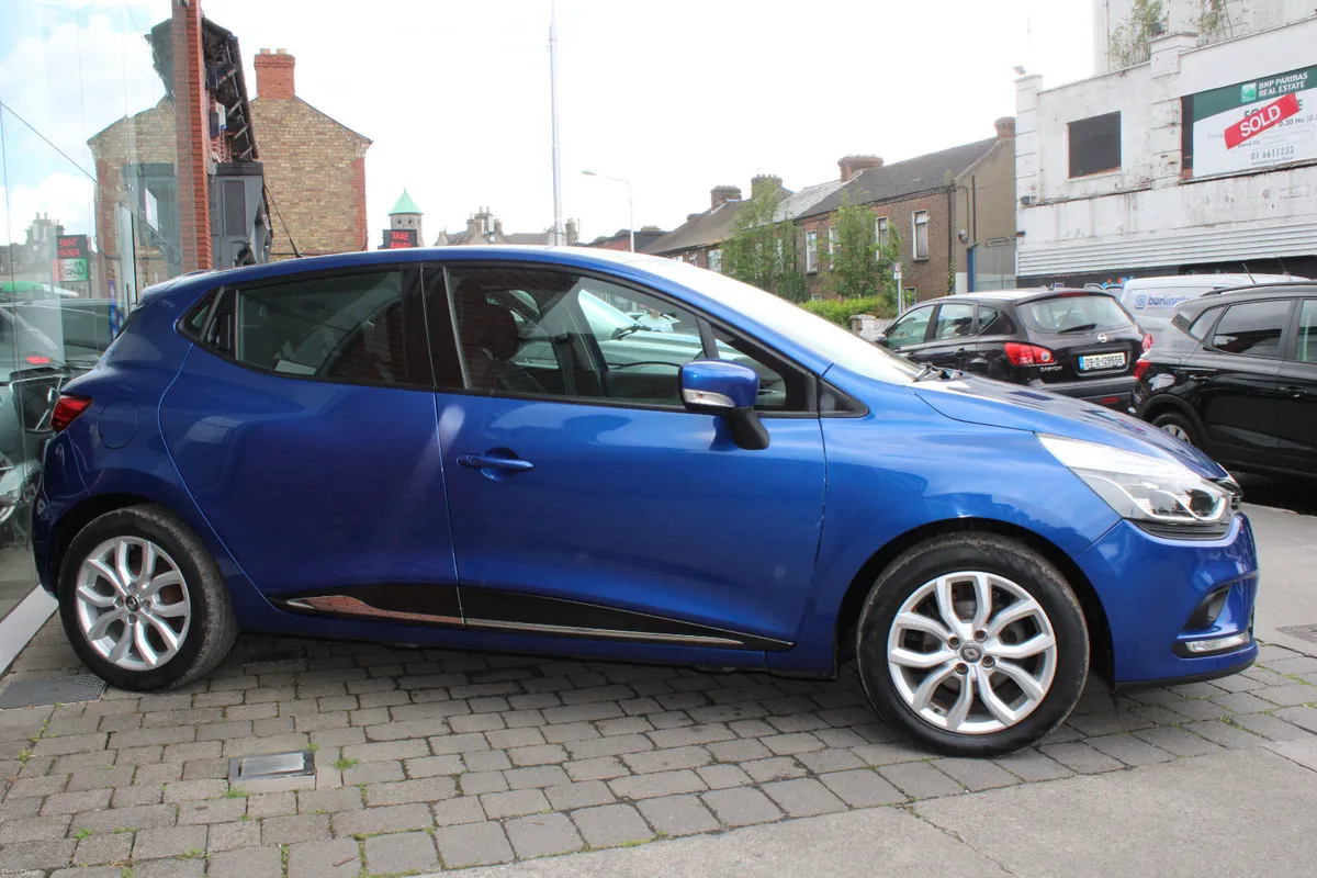1.0 LITRE - CLIO DYNAMIQUE - NAV - HISTORY - Image 5