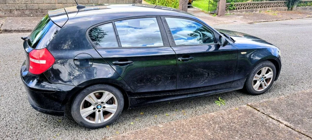 BMW 1 SERIES - Image 2