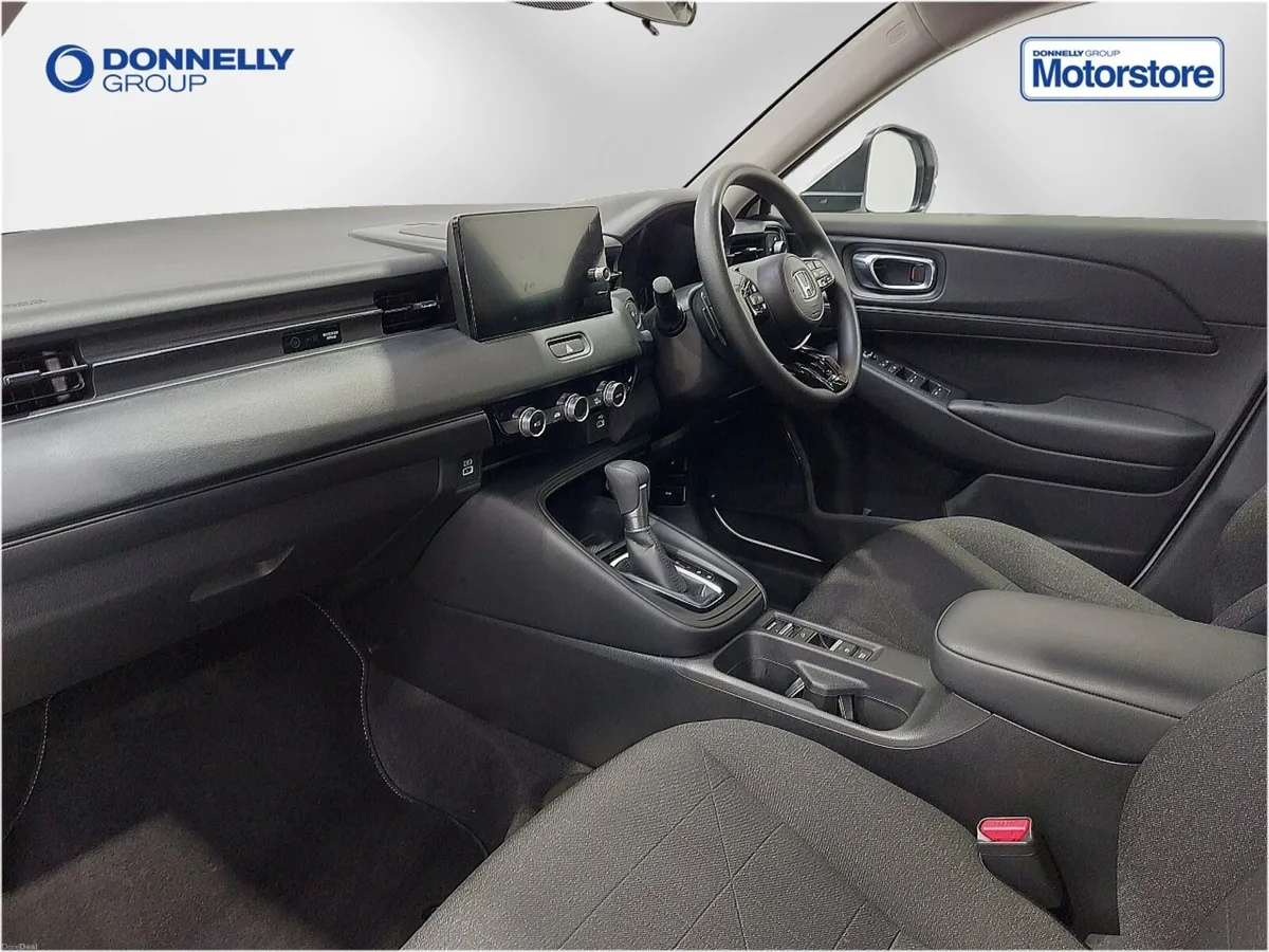 Honda HR-V Hr-V Hatchback Advance - Image 2