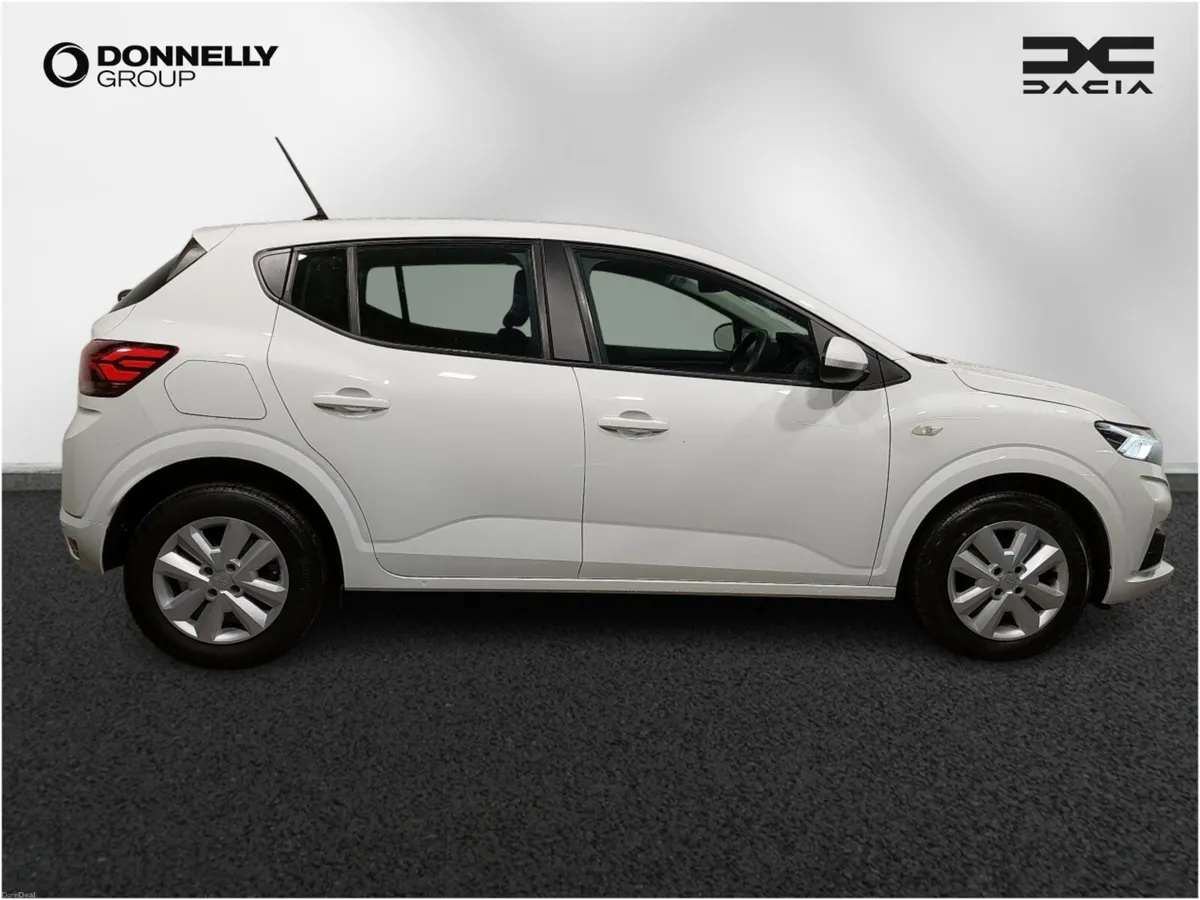 Dacia Sandero Hatchback Expression - Image 3