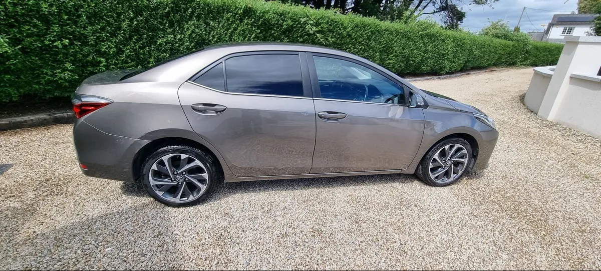 2017 Toyota Corolla Diesel with low mileage - Image 1