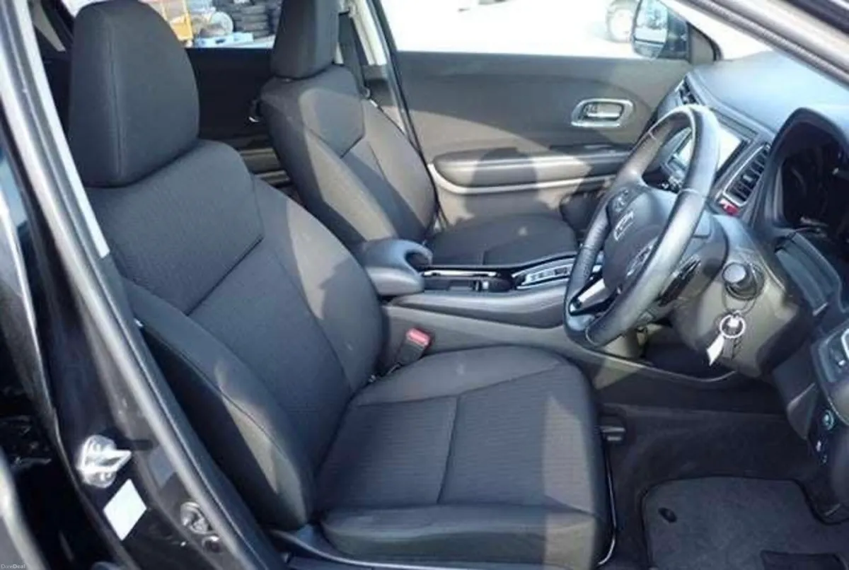HONDA  VEZEL HYBRID 1.5L 2016 - Image 2