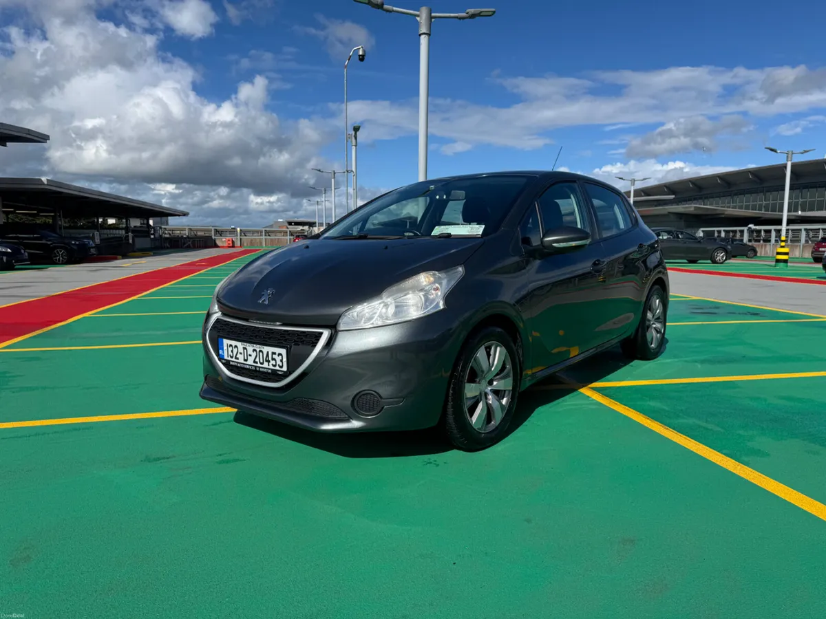 132 Peugeot 208 1.4d spotless car - Image 1