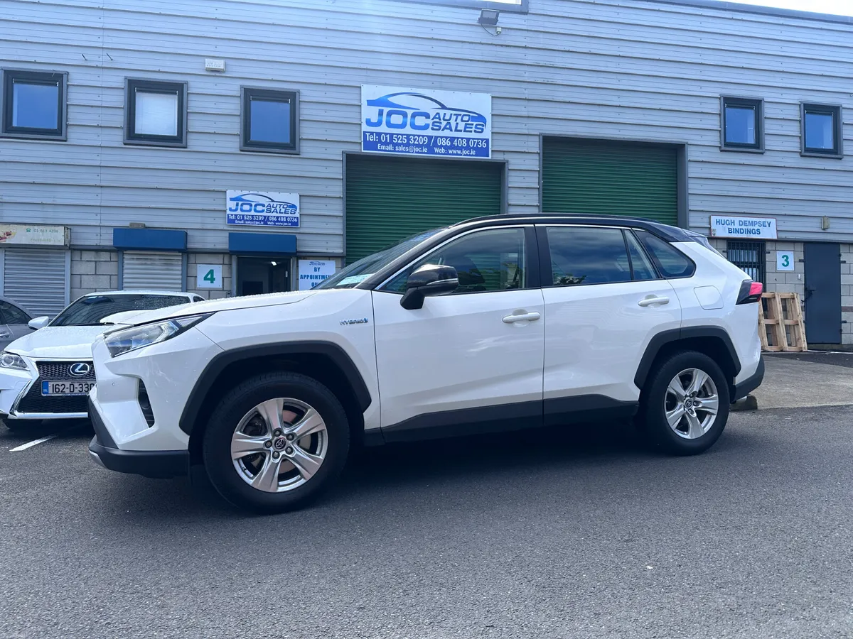 Toyota RAV4 2.5 Hybrid Luna, 2019 - Image 1