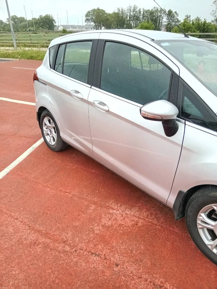 Ford b-max titanium - Image 1
