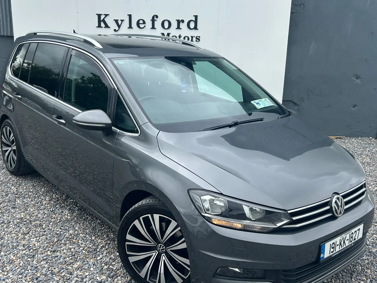 Volkswagen Touran 2019 7 Seater (Highline) - Image 4