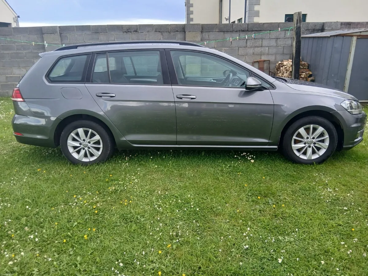 Volkswagen Golf 2017 - Image 1