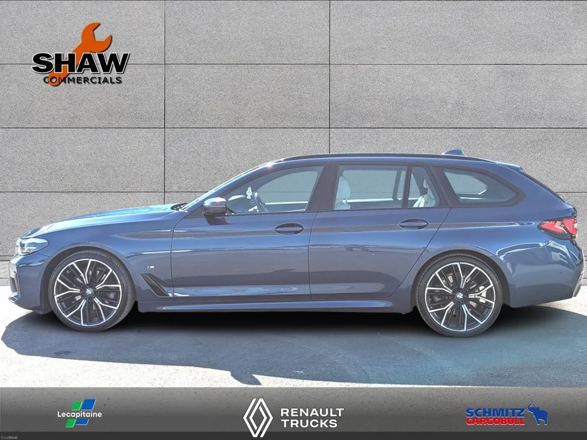 251 BMW 520d Msport Estate Tourer - Image 2