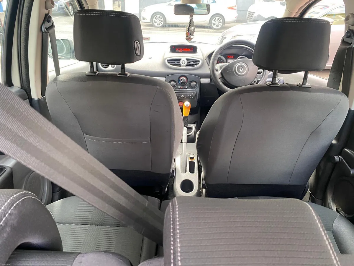 Renault Clio 2010 - Image 3