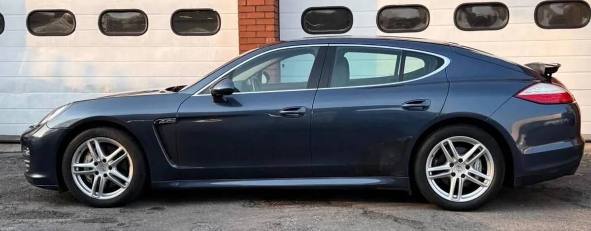 Porsche Panamera 4.8 V8 4S PDK - STUNNING NI CAR - Image 4