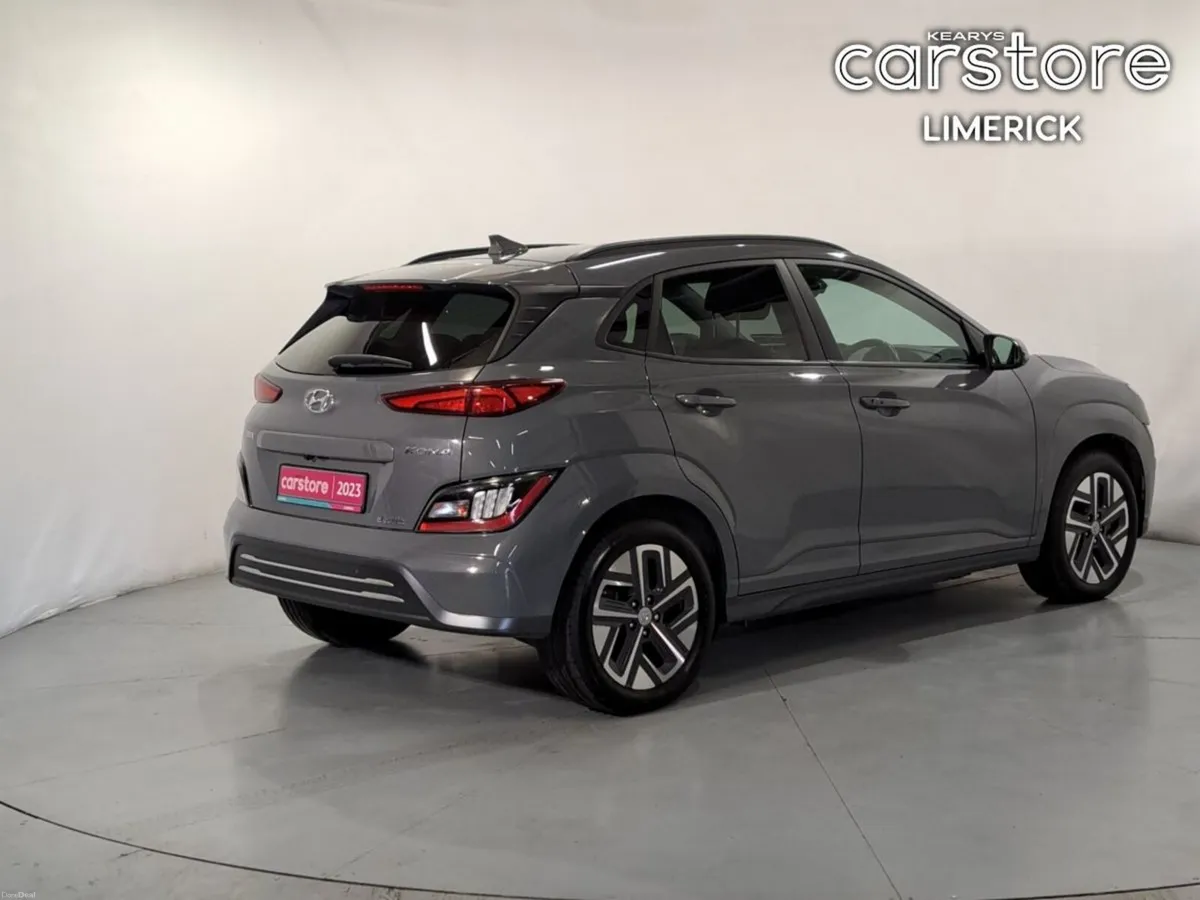 Hyundai KONA Kona Premium Ev  Premium  204 PMSM 64 - Image 3