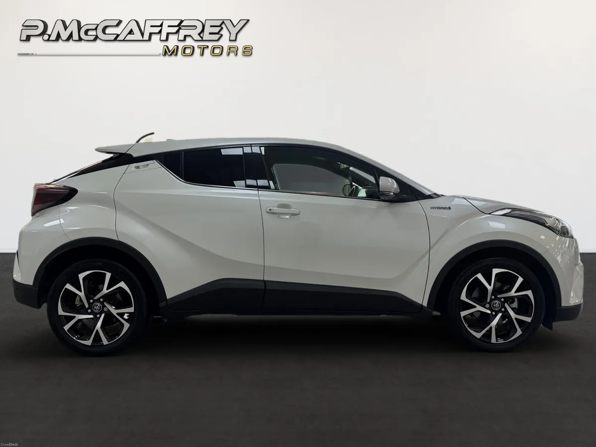 2017 Toyota C-HR Luna Sport Leather Reversing Came - Image 4