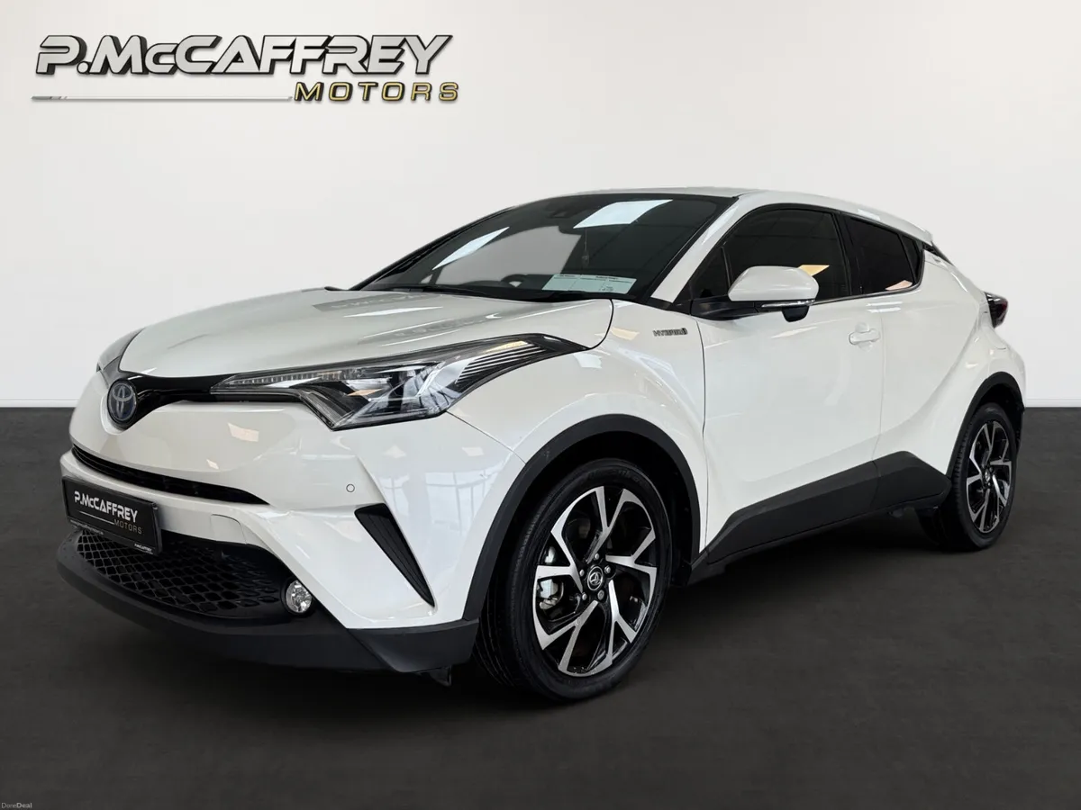 2017 Toyota C-HR Luna Sport Leather Reversing Came - Image 1