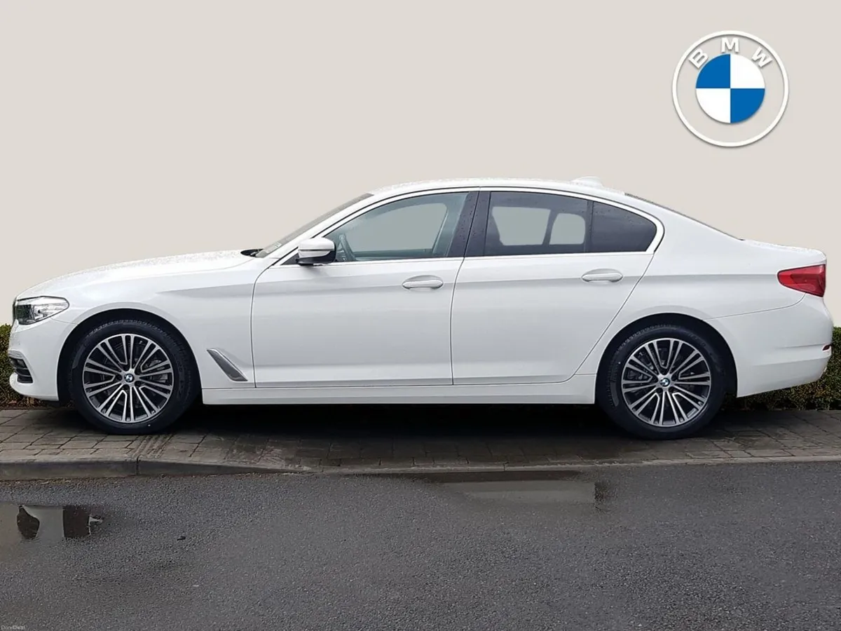 BMW 5-Series 520d SE - Image 3