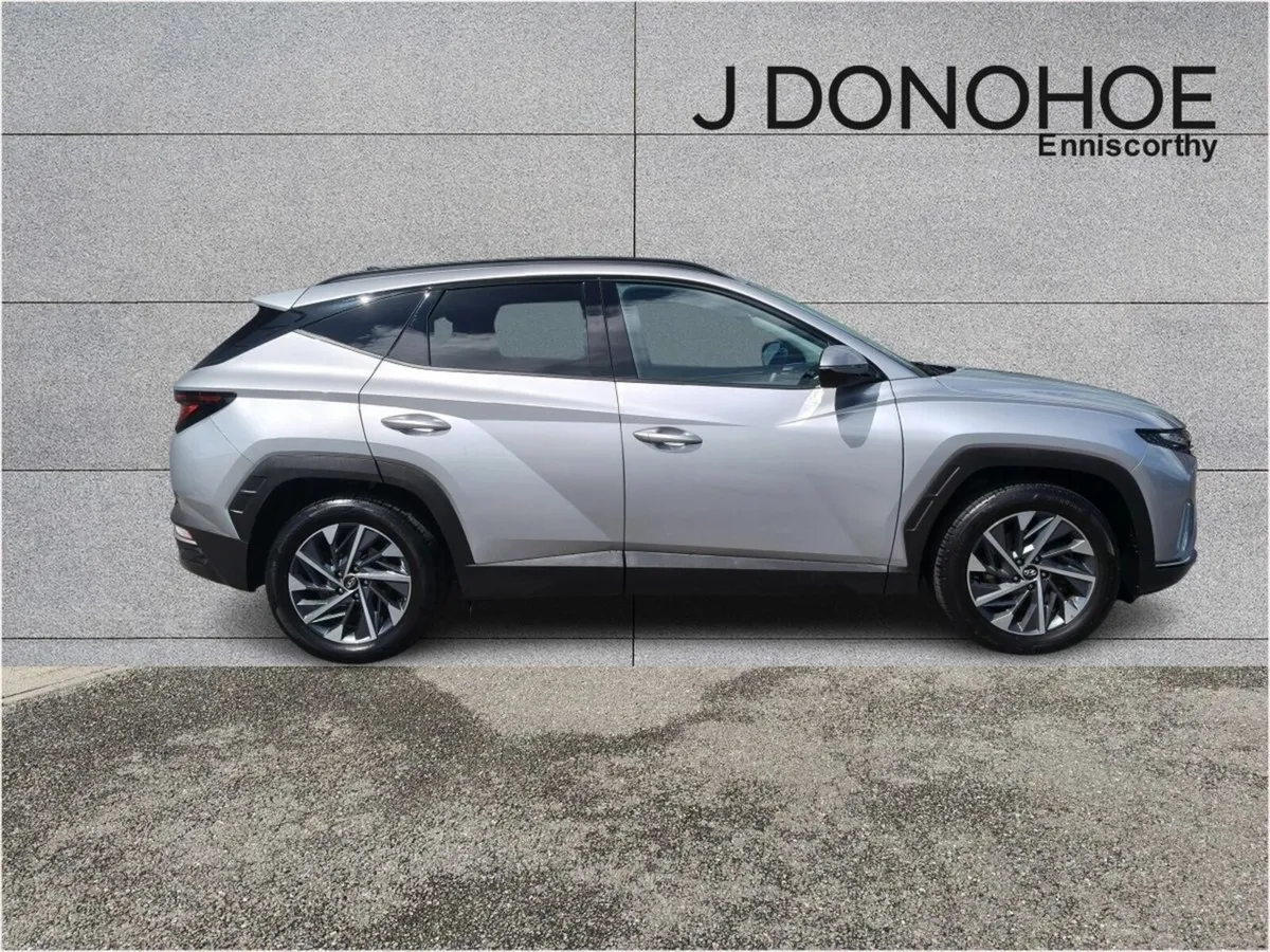 Hyundai Tucson 2WD Executive - Image 4