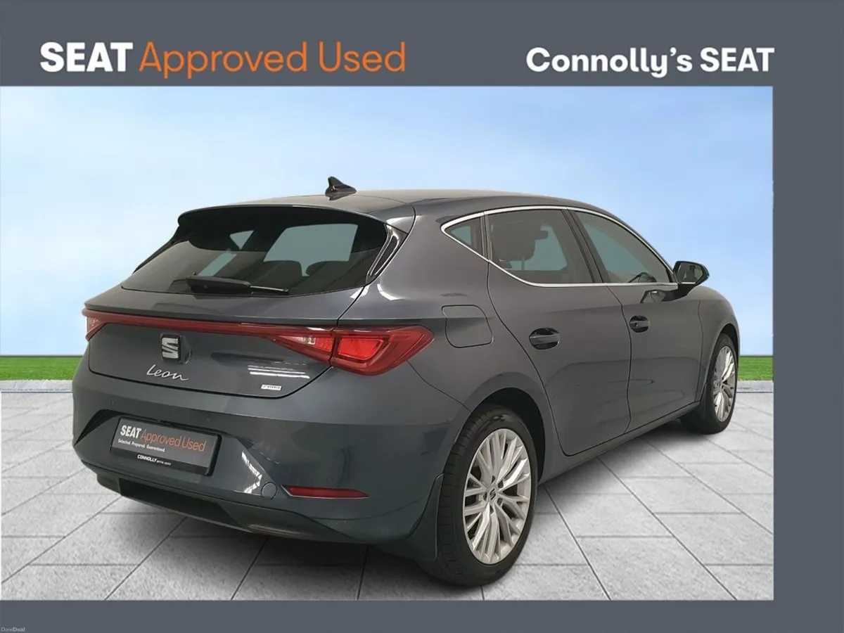 SEAT Leon e-Hybrid 204hp Auto Xcellence- Low Milea - Image 4