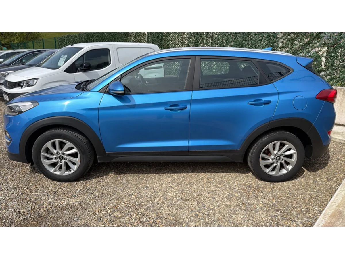 Hyundai Tucson SE NAV B-DRIVE 2WD CRDI BLUE DRIVE - Image 6