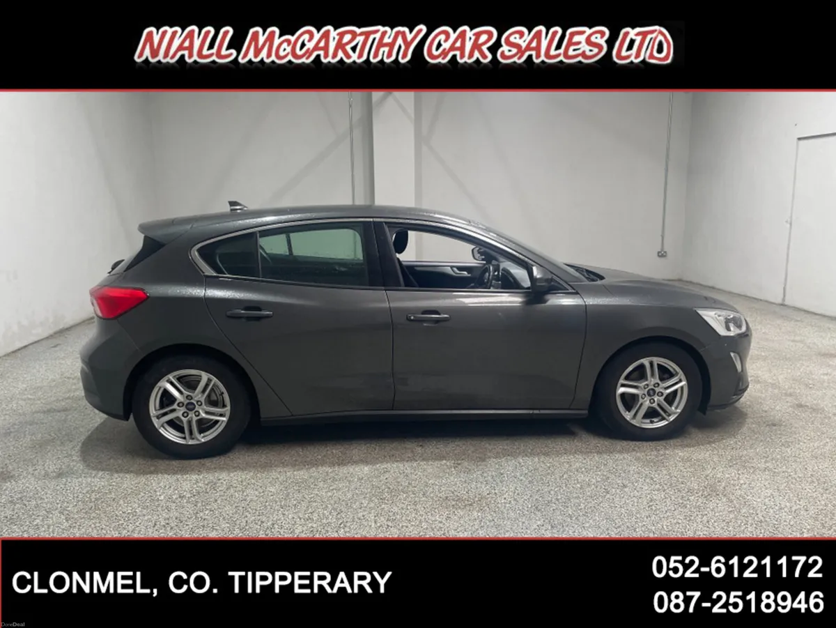 Ford Focus 1.0 T ZETEC ECOBOOST NAV - FINANCE & SC - Image 4