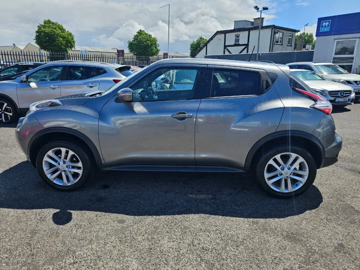 Nissan Juke 1.2 DIG-T N-CONNECTA 5DR 115PS - Image 4