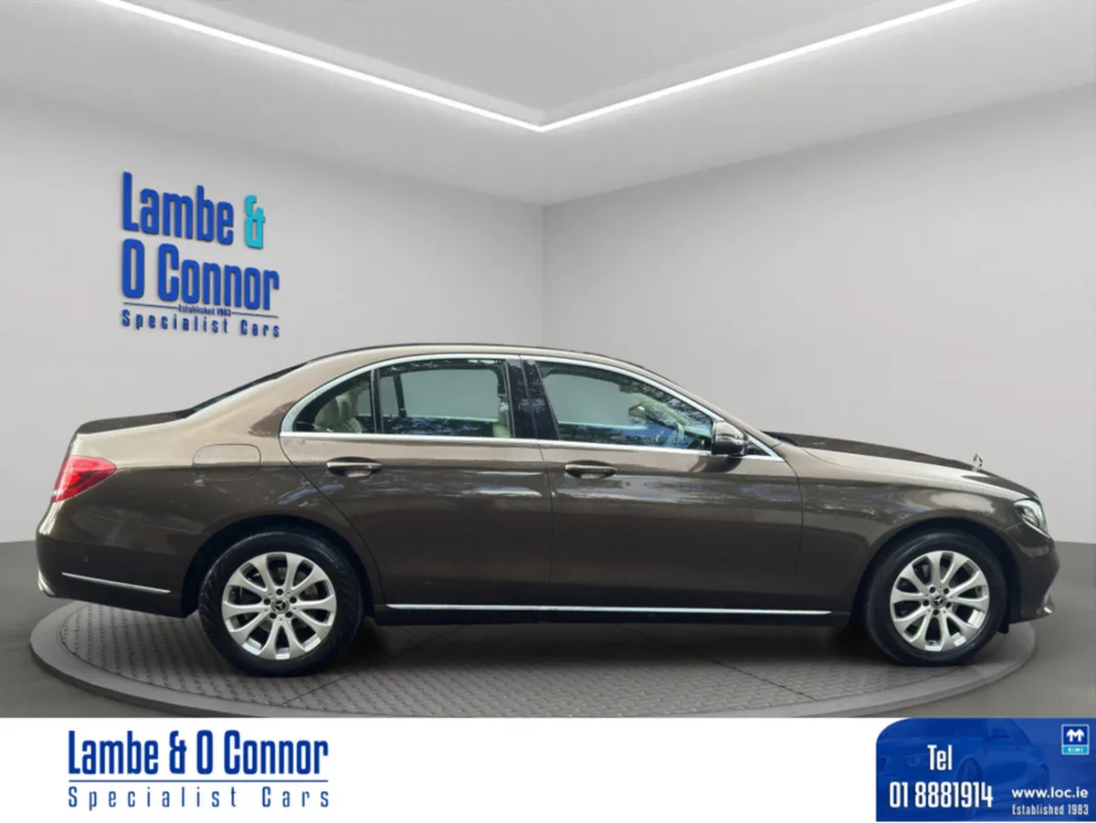 Mercedes-Benz E-Class E 220 D **** CITRINE BROWN - - Image 4