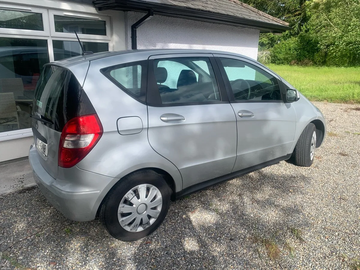 Car - Image 3